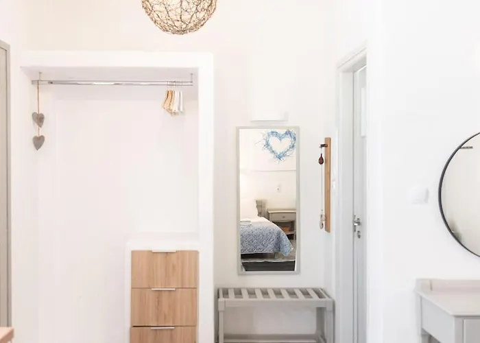 Swell S9 New In Naousa (Paros)